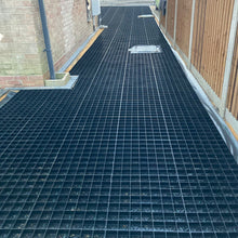 Load image into Gallery viewer, IBRAN_X Eco Friendly Gravel / Grass Grids for Drives, Parking Areas and Pathways.